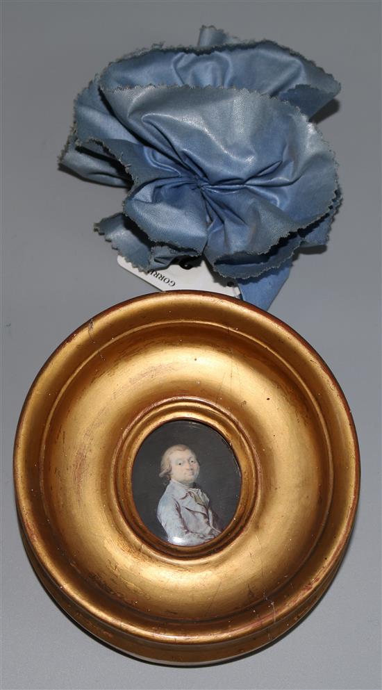 English School c.1800 Miniature of a gentleman wearing a blue coat(-)